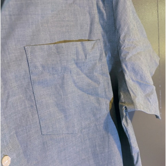 Croft & Barrow - Men’s Short Sleeve Blue Button Up - M - Picture 2 of 7